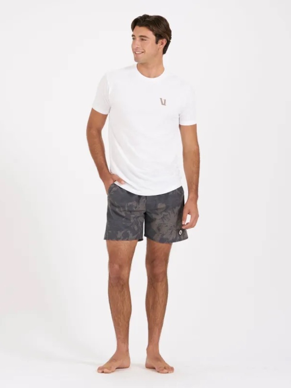 Vuori Cape Short unlined flower M swimwear beach gym training streetwear casual